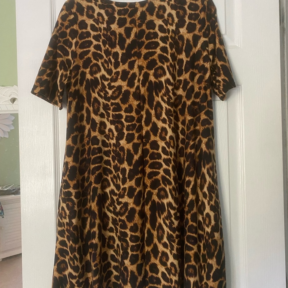 Agnes & Dora Leopard Print Dress in Brown and Black - Picture 6 of 7